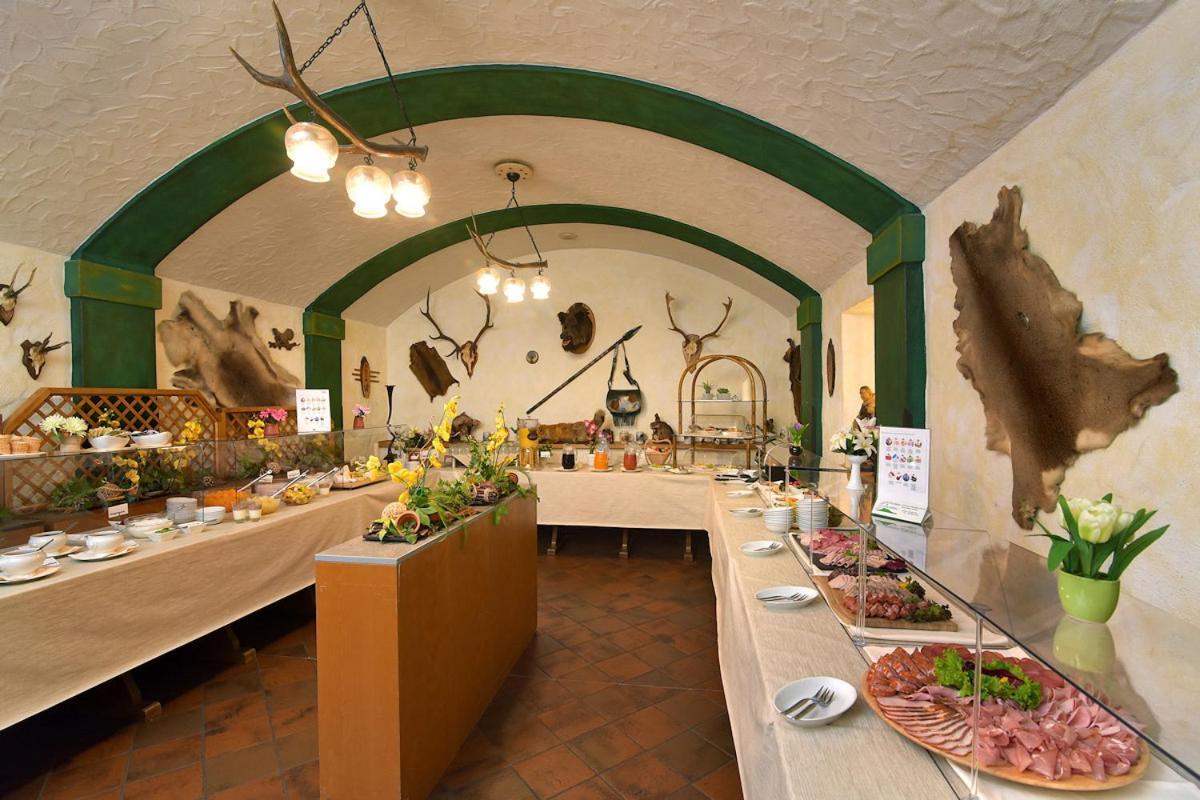 Hotel Am Schlossberg Ziegenrück Exteriör bild