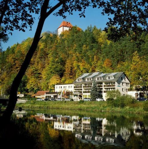 Hotel Am Schlossberg Ziegenrück Exteriör bild